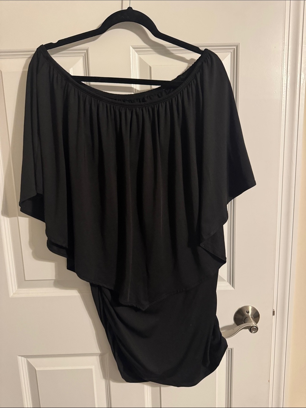 Black Off-Shoulder Cascade Layer Dress -